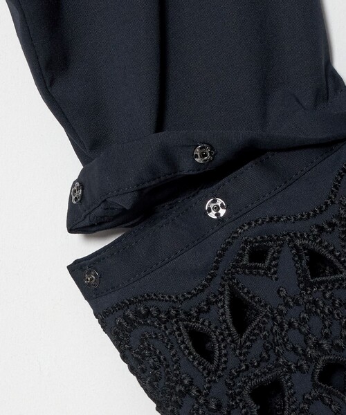 UNITED ARROWS(ユナイテッドアローズ)の「4WAY エンブロイダリー バンドカラー シャツ(シャツ/ブラウス・レディース・ホワイト/ベージュ/ライトブルー/ネイビー・FREE)」の14枚目の写真