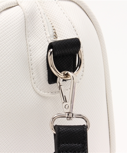 Desigual（デシグアル）の「「Desigual/デシグアル」刺繍入りボストンバッグ（ボストンバッグ・レディース・ホワイト×ブラック・ONE SIZE）」の3枚目の写真