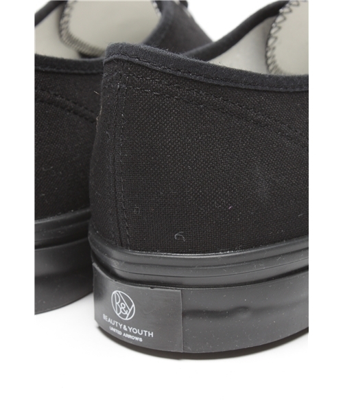 BEAUTY&YOUTH UNITED ARROWS（ビューティーアンドユースユナイテッドアローズ）の「BY キャンバス 4アイレット スニーカー ◆（スニーカー・メンズ・オフホワイト/ブラック/ネイビー・0(25cm)/1(26cm)/2(27cm)/3(28cm)）」の4枚目の写真