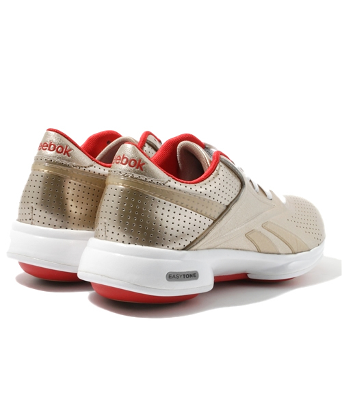 alcali(アルカリ)の「Reebok / EASYTONE GO OUTSIDE Ⅲ(スニーカー・レディース・ブラック/シャンパン・2/3/4)」の5枚目の写真