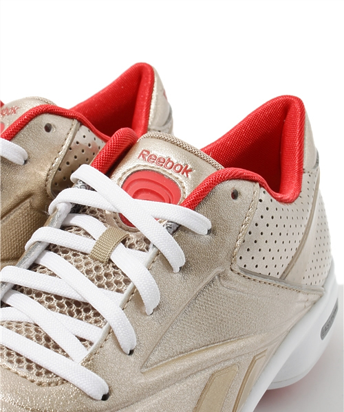 alcali(アルカリ)の「Reebok / EASYTONE GO OUTSIDE Ⅲ(スニーカー・レディース・ブラック/シャンパン・2/3/4)」の6枚目の写真