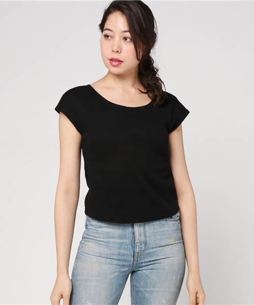 Re:EDIT（リエディ）の「[表情豊かなワッフル地を採用した女っぽトップス。]バックツイストワッフルトップストップス/ニットトップス[リエディ]（ニット/セーター・レディース・オレンジ/オフホワイト/ブラック・MEDIUM/LARGE）」の3枚目の写真