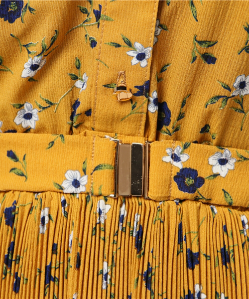 REDYAZEL（レディアゼル）の「フラワープリントシャツワンピース（シャツワンピース・レディース・イエロー系その他/レッド系その他/ブルー系その他・FREE）」の10枚目の写真