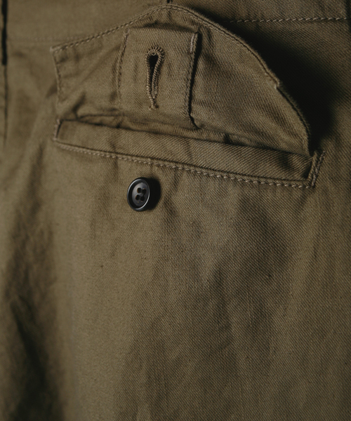 AG by EXPERIMENT（エージーバイエクスペリメント）の「●SARROUEL LOOSE SHORTS "OWS"（その他パンツ・メンズ・ライトグレー/カーキ/スミクロ・48/46/44）」の11枚目の写真