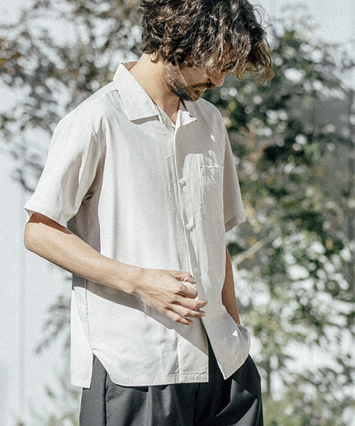 ANGENEHM(アンゲネーム)の「mhs1123-Loose Open Collar Shirts シャツ(シャツ/ブラウス・メンズ・ブラック/ベージュ/オリーブ/ピンク・M/L/S)」の1枚目の写真