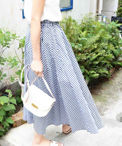 M y u(ミュー)の「ZOZO限定★ギンガムチェックフレアスカート(スカート・レディース・ブルー系その他/ブルー系その他2/ブラック系その他/ブラック系その他2・FREE)」の3枚目の写真