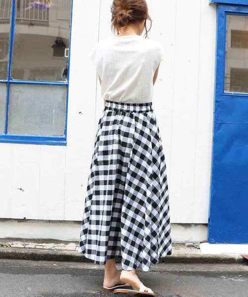 M y u(ミュー)の「ZOZO限定★ギンガムチェックフレアスカート(スカート・レディース・ブルー系その他/ブルー系その他2/ブラック系その他/ブラック系その他2・FREE)」の9枚目の写真