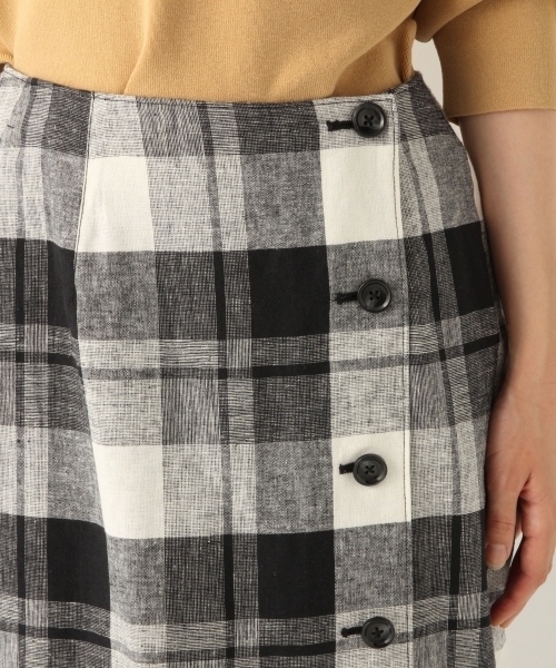 A part by（アパートバイ）の「CLボタンチェックタイトスカート 800766（スカート・レディース・ブラック系その他/ブラウン系その他・MEDIUM/LARGE）」の12枚目の写真
