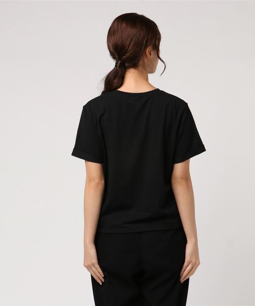 JILL by JILL STUART（ジルバイジルスチュアート）の「ポイントロゴＴシャツ（Tシャツ/カットソー・レディース・ホワイト/ブラック/ホワイト系その他・FREE）」の5枚目の写真