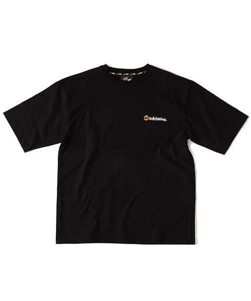 FAT(エフエイティー)の「ON(Tシャツ/カットソー・メンズ・ホワイト/ブラック/イエロー・SKINNY(L)/FAT(XL)/JUMBO(XXL)/TITCH(M))」の3枚目の写真