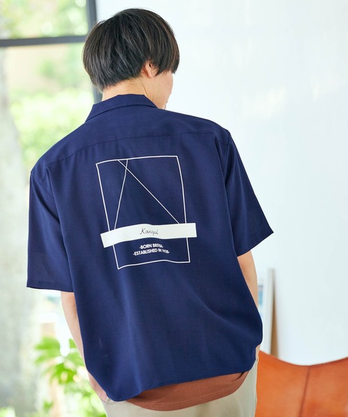 KANGOL(カンゴール)の「▽WEB限定 KANGOL/カンゴール 別注 リラックスオープンカラーシャツ(1/2スリーブ)(シャツ/ブラウス・メンズ・ライトグレー/ネイビー/ライトブルー/ピンク/ベージュ/テラコッタ/ブラック/ライトパープル/グリーン系その他/ナチュラル/オリーブ/ベージュ系その他/オレンジ系その他/グレー系その他/ミント/ブラック系その他/ブルー系その他/グレー系その他2/ベージュ系その他2/ブルー系その他3/グレイッシュベージュ/グリーン系その他2/グレー系その他3/ライラック/パープル系その他/グレイッシュブルー/ブラック系その他2/ベージュ系その他4/ベージュ系その他3/ブルー系その他2・L/M/XL/S)」の22枚目の写真