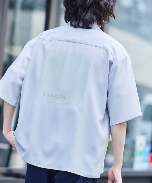 KANGOL(カンゴール)の「▽WEB限定 KANGOL/カンゴール 別注 リラックスオープンカラーシャツ(1/2スリーブ)(シャツ/ブラウス・メンズ・ライトグレー/ネイビー/ライトブルー/ピンク/ベージュ/テラコッタ/ブラック/ライトパープル/グリーン系その他/ナチュラル/オリーブ/ベージュ系その他/オレンジ系その他/グレー系その他/ミント/ブラック系その他/ブルー系その他/グレー系その他2/ベージュ系その他2/ブルー系その他3/グレイッシュベージュ/グリーン系その他2/グレー系その他3/ライラック/パープル系その他/グレイッシュブルー/ブラック系その他2/ベージュ系その他4/ベージュ系その他3/ブルー系その他2・L/M/XL/S)」の8枚目の写真