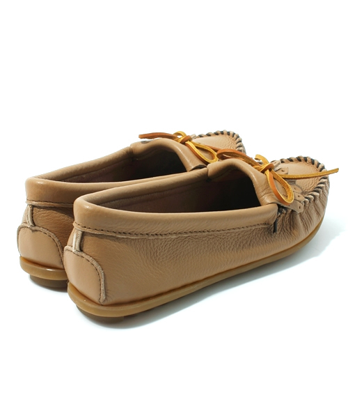 SHIPS for women（シップスフォーウィメン）の「MINNETONKA:モカシン（モカシン/デッキシューズ・レディース・キャメル/ホワイト・37/36/38/35）」の5枚目の写真