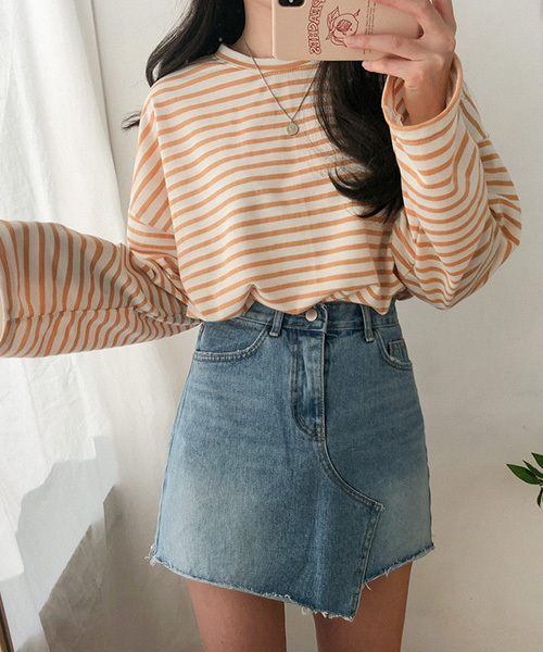 SONA(ソナ)の「ワイド袖ボーダーTシャツ(Tシャツ/カットソー・レディース・ブラック/ベージュ/ネイビー/イエロー/ライトベージュ/ピンク/グレー/カーキ・FREE)」の7枚目の写真