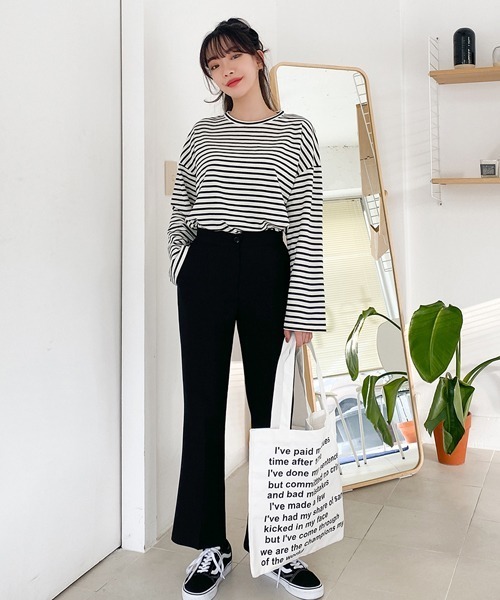 SONA(ソナ)の「ワイド袖ボーダーTシャツ(Tシャツ/カットソー・レディース・ブラック/ベージュ/ネイビー/イエロー/ライトベージュ/ピンク/グレー/カーキ・FREE)」の19枚目の写真