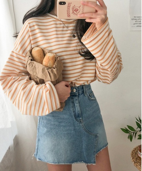 SONA(ソナ)の「ワイド袖ボーダーTシャツ(Tシャツ/カットソー・レディース・ブラック/ベージュ/ネイビー/イエロー/ライトベージュ/ピンク/グレー/カーキ・FREE)」の14枚目の写真