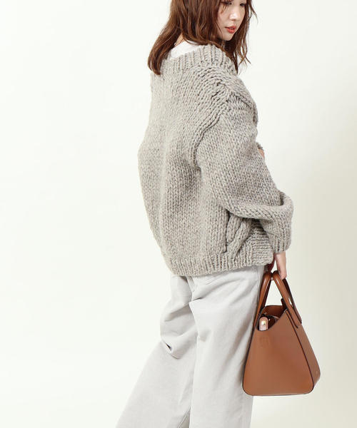 coen(コーエン)の「【ムック本掲載】ハンドニットケーブルカーディガン(カーディガン/ボレロ・レディース・オフホワイト/グレー・FREE)」の15枚目の写真