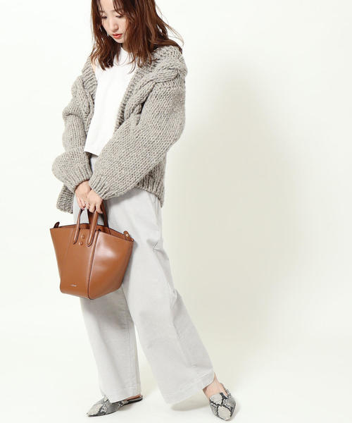coen(コーエン)の「【ムック本掲載】ハンドニットケーブルカーディガン(カーディガン/ボレロ・レディース・オフホワイト/グレー・FREE)」の16枚目の写真