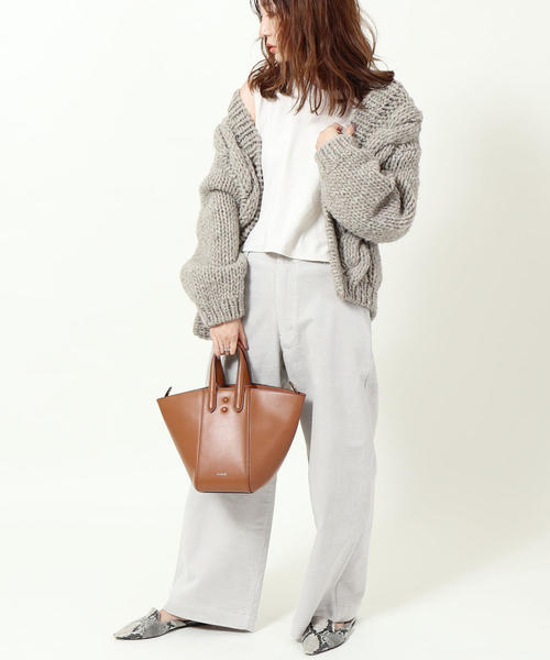 coen(コーエン)の「【ムック本掲載】ハンドニットケーブルカーディガン(カーディガン/ボレロ・レディース・オフホワイト/グレー・FREE)」の21枚目の写真