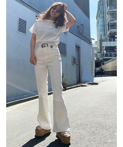 EVRIS（エヴリス）の「シルケットEmbroidery Tシャツ（Tシャツ/カットソー・レディース・ホワイト/ベージュ/ブラウン/ピンク・FREE）」の16枚目の写真