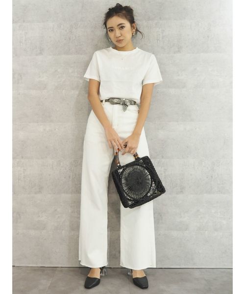 EVRIS（エヴリス）の「シルケットEmbroidery Tシャツ（Tシャツ/カットソー・レディース・ホワイト/ベージュ/ブラウン/ピンク・FREE）」の17枚目の写真