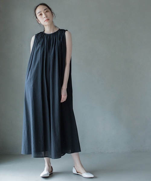 MARECHAL TERRE（マルシャルテル）の「ギャザーオールインワン（つなぎ/オールインワン・レディース・ブラック/ベージュ/イエロー・SMALL/MEDIUM）」の2枚目の写真