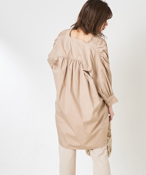 natural couture(ナチュラルクチュール)の「バンドカラー前あきシャツ(シャツ/ブラウス・レディース・オフホワイト/ベージュ/カーキ/ストライプ・FREE)」の10枚目の写真