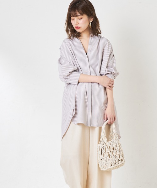 natural couture(ナチュラルクチュール)の「バンドカラー前あきシャツ(シャツ/ブラウス・レディース・オフホワイト/ベージュ/カーキ/ストライプ・FREE)」の19枚目の写真