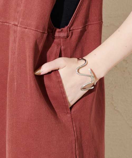 mystic（ミスティック）の「フロントZIPジャンパースカート（ワンピース・レディース・ブラック/ボルドー・FREE）」の8枚目の写真