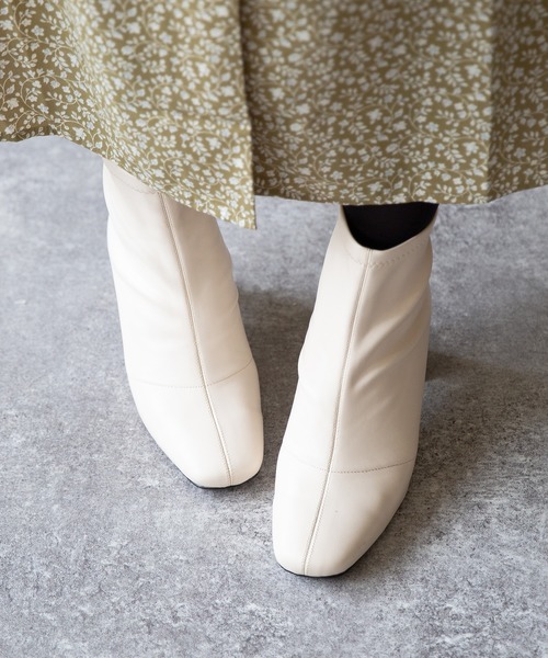 menue(メヌエ)の「スクエアトゥ バックファスナー ストレッチブーツ(ブーツ・レディース・ブラック/ダークブラウン/アイボリー/ガンメタ・LL/3L/S/M/L/XS)」の7枚目の写真