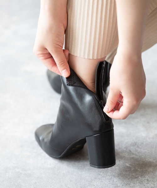 menue(メヌエ)の「スクエアトゥ バックファスナー ストレッチブーツ(ブーツ・レディース・ブラック/ダークブラウン/アイボリー/ガンメタ・LL/3L/S/M/L/XS)」の10枚目の写真