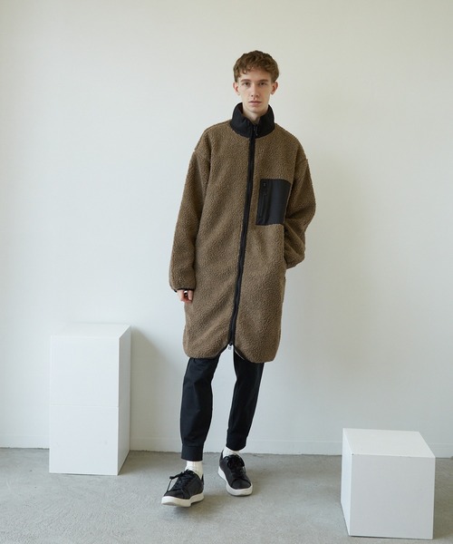 TONE SELECT WEAR(トーンセレクトウェア)の「【TONE MEN'S】ボアハイネックロングジャケット(BL)(ノーカラージャケット・メンズ・ブラック/モカ/ベージュ/カーキ/ホワイト・MEDIUM/LARGE/X-LARGE)」の13枚目の写真