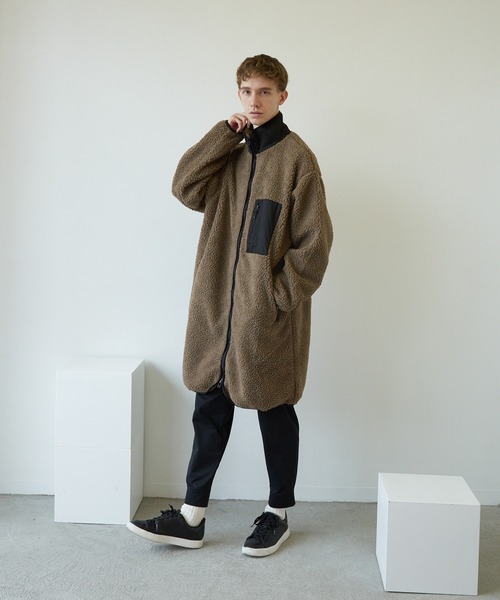 TONE SELECT WEAR(トーンセレクトウェア)の「【TONE MEN'S】ボアハイネックロングジャケット(BL)(ノーカラージャケット・メンズ・ブラック/モカ/ベージュ/カーキ/ホワイト・MEDIUM/LARGE/X-LARGE)」の14枚目の写真