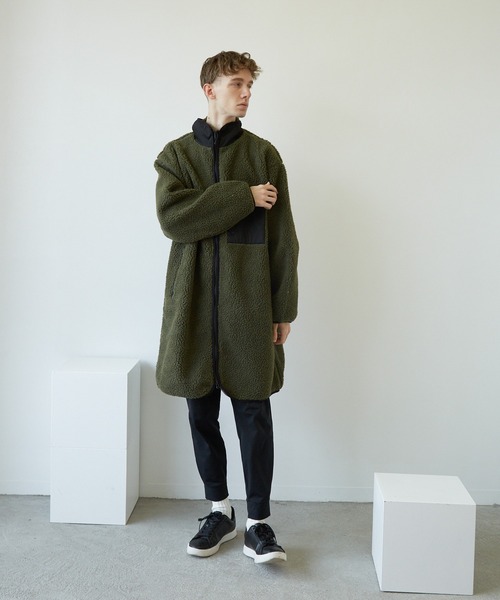 TONE SELECT WEAR(トーンセレクトウェア)の「【TONE MEN'S】ボアハイネックロングジャケット(BL)(ノーカラージャケット・メンズ・ブラック/モカ/ベージュ/カーキ/ホワイト・MEDIUM/LARGE/X-LARGE)」の20枚目の写真