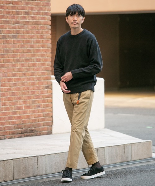 URBAN RESEARCH ROSSO MEN（アーバンリサーチロッソメン）の「【一部WEB限定カラー】ラムズウールエルボーパッチニット（ニット/セーター・メンズ・ブラック/ネイビー/ブルー/グレー/カーキ/オレンジ・SMALL/MEDIUM/LARGE/X-LARGE）」の16枚目の写真