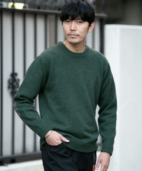 URBAN RESEARCH ROSSO MEN（アーバンリサーチロッソメン）の「【一部WEB限定カラー】ラムズウールエルボーパッチニット（ニット/セーター・メンズ・ブラック/ネイビー/ブルー/グレー/カーキ/オレンジ・SMALL/MEDIUM/LARGE/X-LARGE）」の18枚目の写真