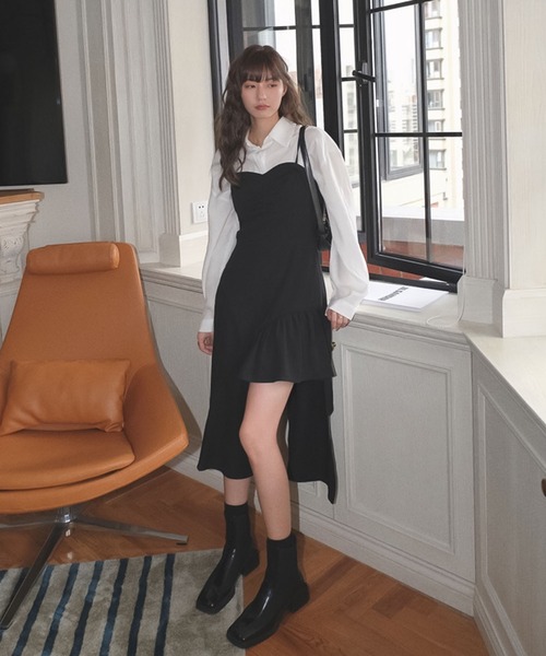 Girly Doll(ガーリードール)の「サスペンダーワンピース(ワンピース・レディース・ブラック/ダークグレー/モカ・L/M)」の5枚目の写真