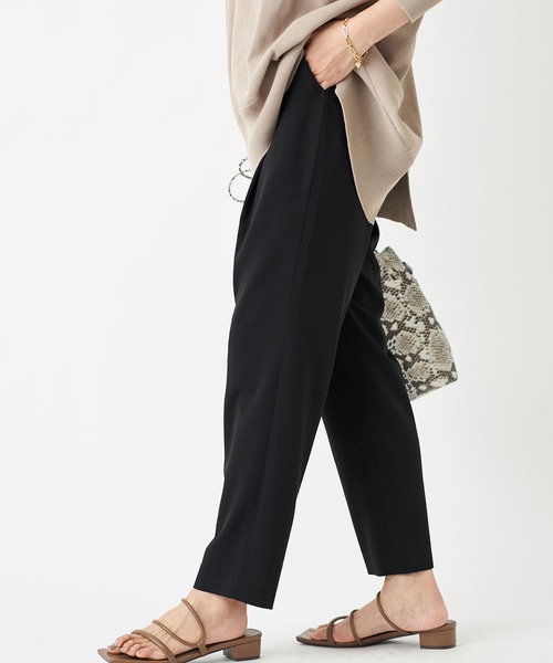 RIVE DROITE（リヴドロワ）の「イージーテーパードパンツ（その他パンツ・レディース・ブラック/ネイビー・38/36）」の7枚目の写真