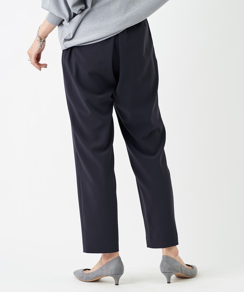 RIVE DROITE（リヴドロワ）の「イージーテーパードパンツ（その他パンツ・レディース・ブラック/ネイビー・38/36）」の3枚目の写真