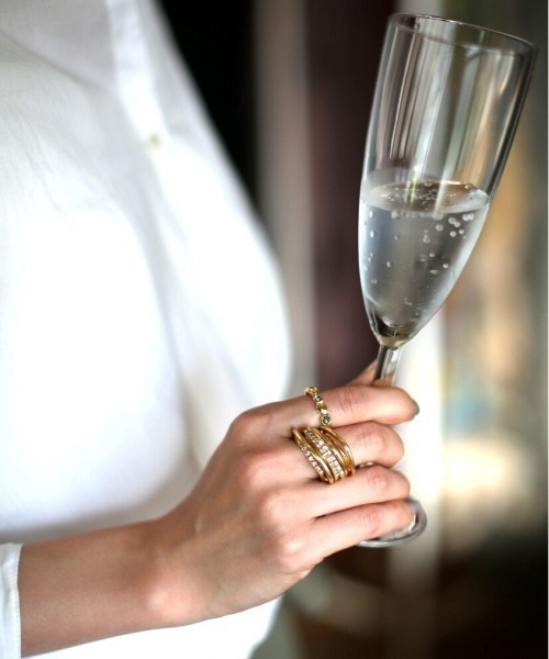 IOSSELLIANI（イオッセリアーニ）の「Iosselliani/CLASSIC COLLECTION Eva 5連リング（リング・レディース・ゴールド・7/5/6）」の5枚目の写真