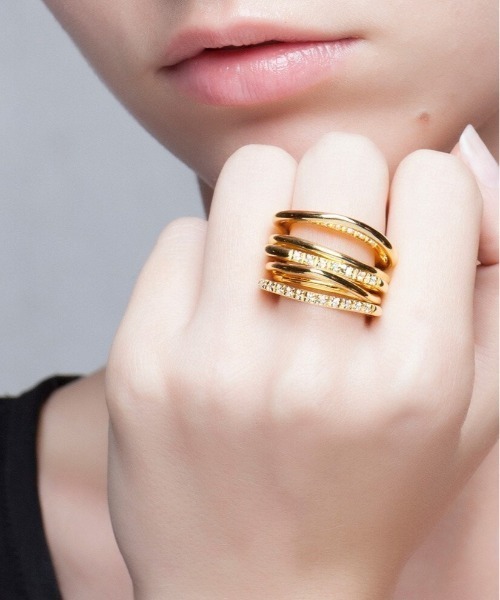 IOSSELLIANI（イオッセリアーニ）の「Iosselliani/CLASSIC COLLECTION Eva 5連リング（リング・レディース・ゴールド・7/5/6）」の4枚目の写真