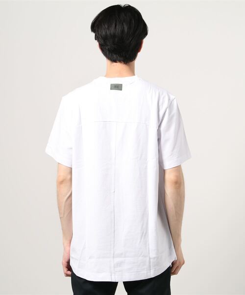 G-STAR（ジースター）の「C&S BACK MULTI GRAPHIC LOOSE T-SHIRT/ビッグシルエット/オーバーサイズ（Tシャツ/カットソー・メンズ・ホワイト/チャコールグレー・SMALL/MEDIUM/LARGE/X-LARGE/X-SMALL/XX-SMALL）」の11枚目の写真