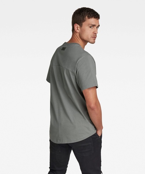 G-STAR（ジースター）の「C&S BACK MULTI GRAPHIC LOOSE T-SHIRT/ビッグシルエット/オーバーサイズ（Tシャツ/カットソー・メンズ・ホワイト/チャコールグレー・SMALL/MEDIUM/LARGE/X-LARGE/X-SMALL/XX-SMALL）」の7枚目の写真