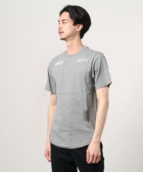 G-STAR（ジースター）の「C&S BACK MULTI GRAPHIC LOOSE T-SHIRT/ビッグシルエット/オーバーサイズ（Tシャツ/カットソー・メンズ・ホワイト/チャコールグレー・SMALL/MEDIUM/LARGE/X-LARGE/X-SMALL/XX-SMALL）」の12枚目の写真