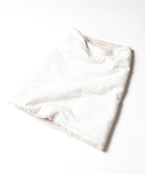 sneeuw（スニュウ）の「2021秋冬 ウィンドウJQネックウォーマー（ネックウォーマー/スヌード・レディース・ネイビー/アイボリー・ONE SIZE）」の10枚目の写真