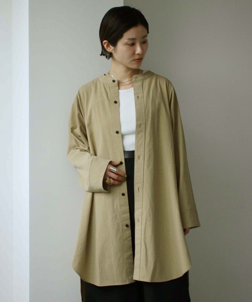 note et silence (ノートエシロンス)の「●80/2GVラチネ チュニックブラウス(シャツ/ブラウス・レディース・ネイビー/サンドベージュ・FREE)」の21枚目の写真