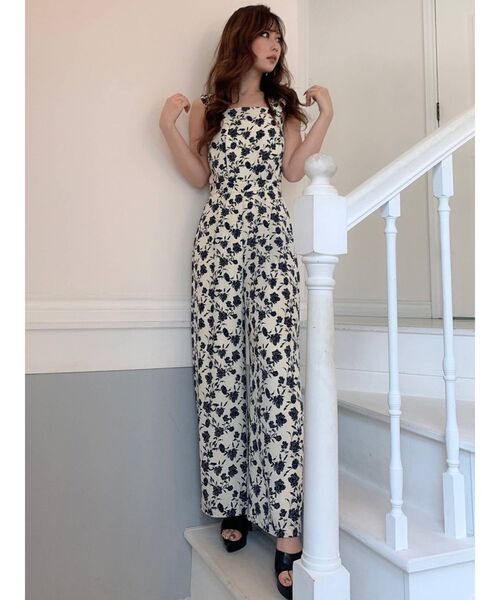 RESEXXY(リゼクシー)の「スクエアネックロンパース(つなぎ/オールインワン・レディース・ブラック/イエロー/アイボリー/その他1・FREE)」の16枚目の写真