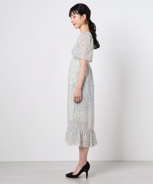 WEGO（ウィゴー）の「WEGO/シャーリングフレアスリーブワンピース（ワンピース・レディース・ブラック/アニマル/その他1・FREE）」の17枚目の写真