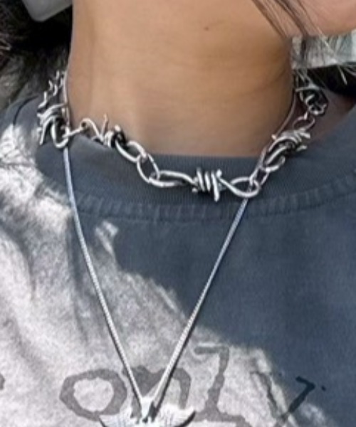 XU(エックスユー)の「【Never mind the XU】barbed wire necklace / 【ネバーマインド ザ エックスユー】バーブドワイヤーネックレスブレスレットウォレットチェーンシルバーネックレス(ネックレス・メンズ・シルバー系1/シルバー系2・SMALL/LARGE)」の19枚目の写真