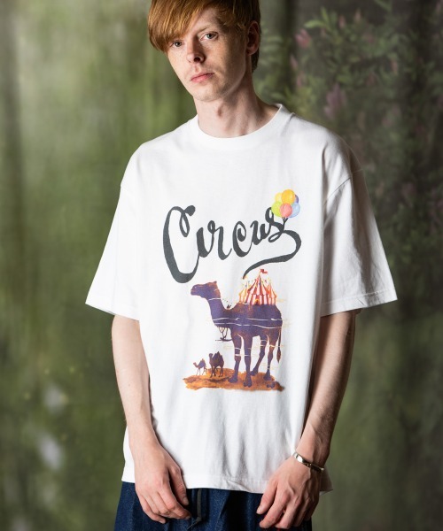 rehacer(レアセル)の「rehacer : Camel Circus / キャメルサーカスTシャツ(Tシャツ/カットソー・メンズ・ホワイト/ブラック・MEDIUM/LARGE/SMALL)」の9枚目の写真